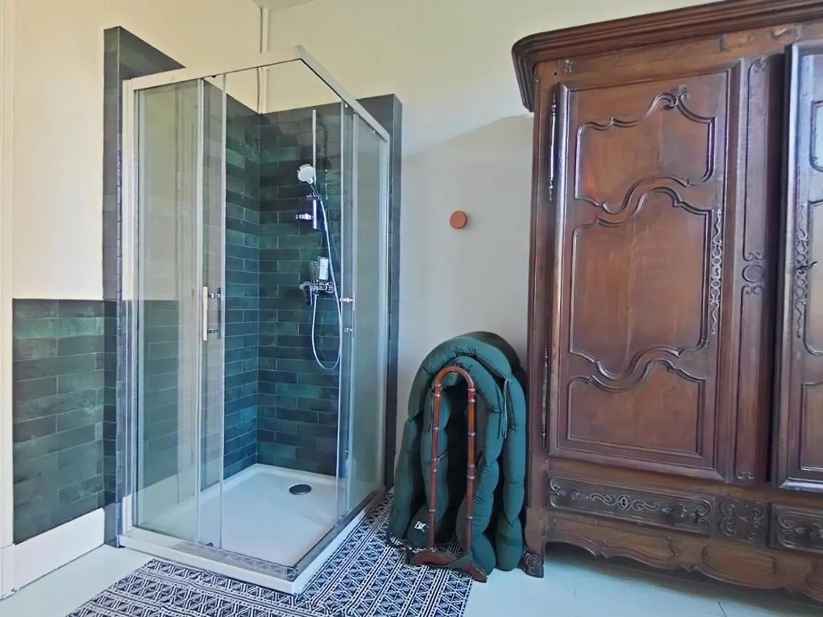 Holiday home Sous Le Tilleul De La Condomine, Piscine Privee Payrin-Augmontel